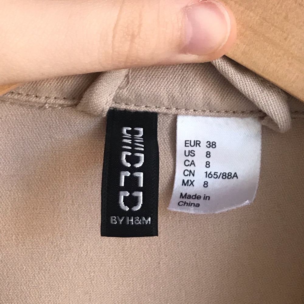 Divided Blazer - Picture 2 of 2